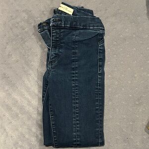 Zara Women's Deep Indigo Skinny Jeans